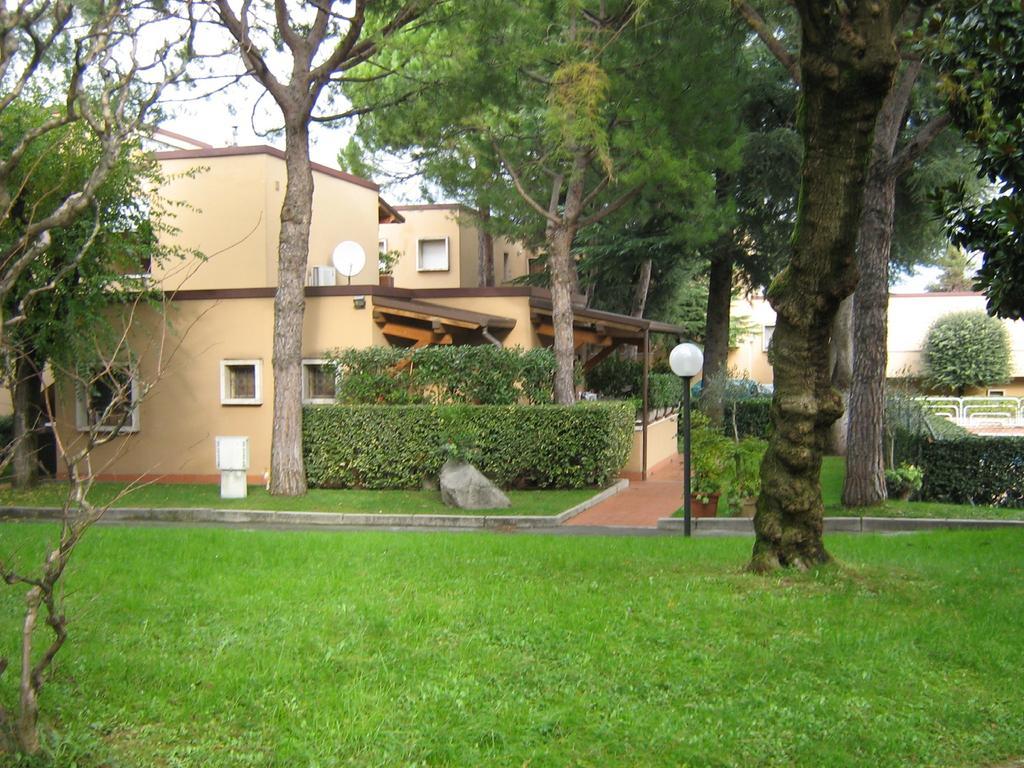 Residence La Madonnina Peschiera del Garda Extérieur photo