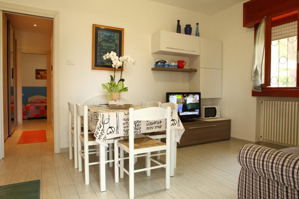 Residence La Madonnina Peschiera del Garda Chambre photo